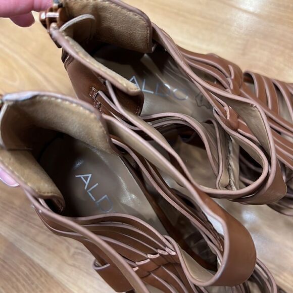 Brown Strappy Cutout Block High Heels Gilang Womens 8.5 - Picture 9 of 9
